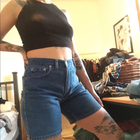 Levis high-waist denim shorts - Picture 4 of 9